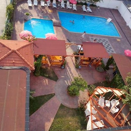 Alba Family Club Hotel Primorsko Luaran gambar