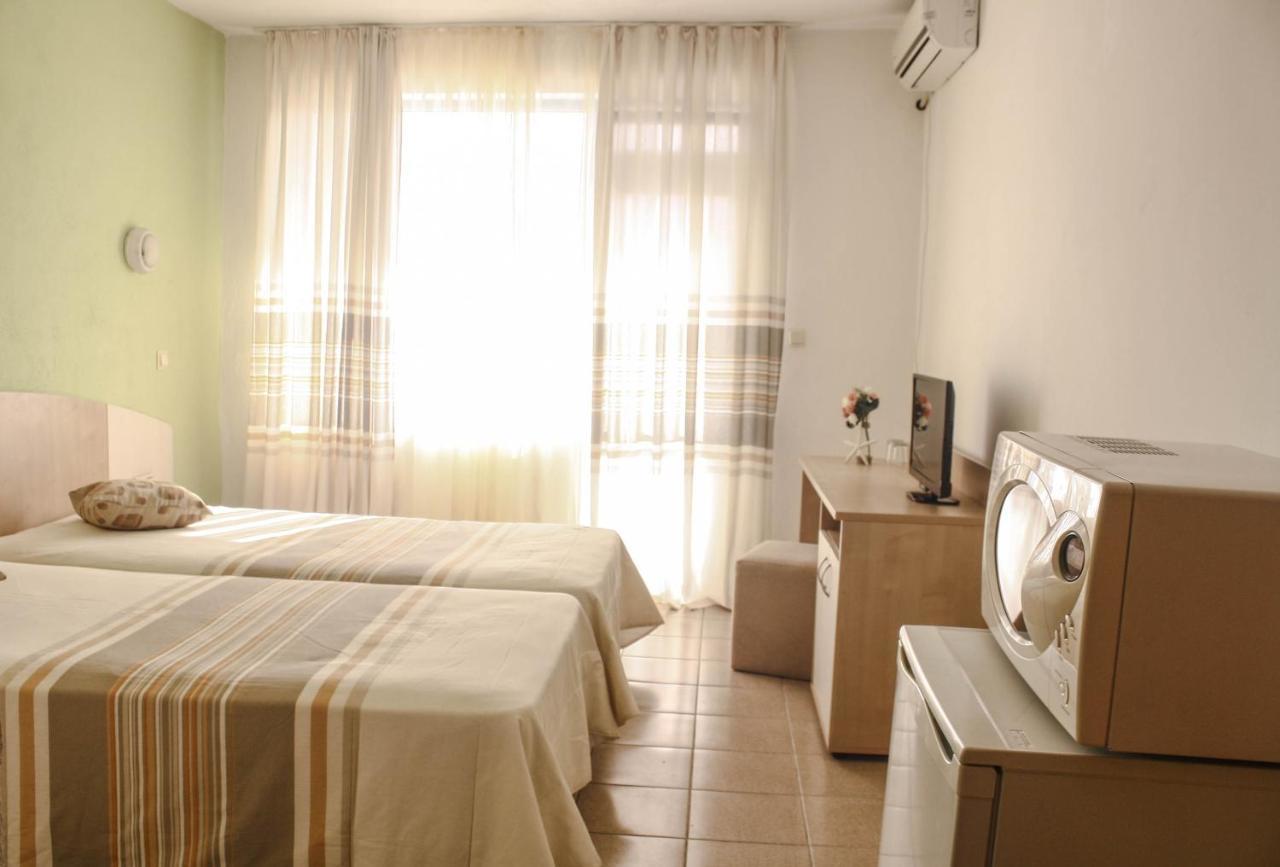 Alba Family Club Hotel Primorsko Luaran gambar