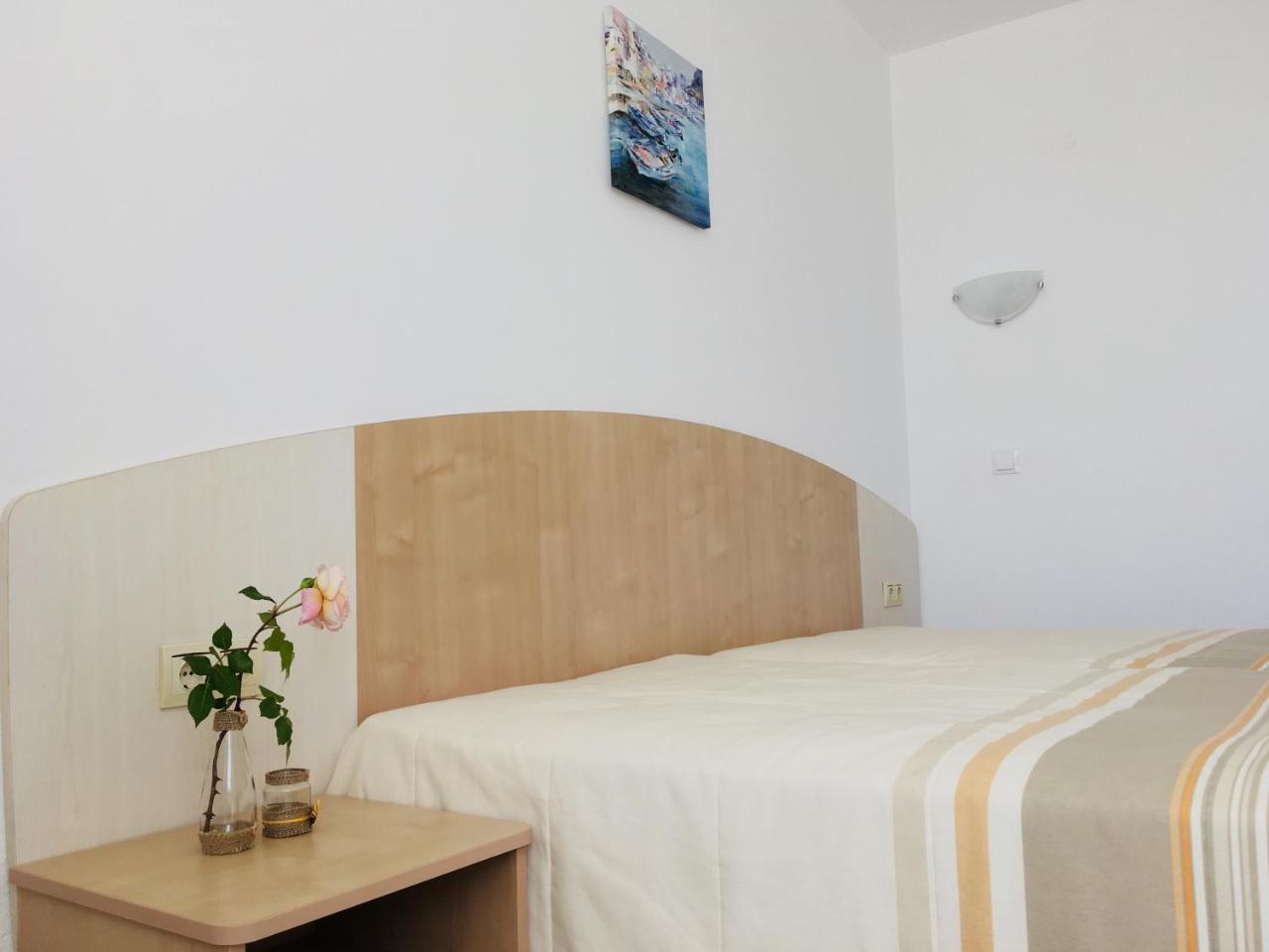 Alba Family Club Hotel Primorsko Luaran gambar