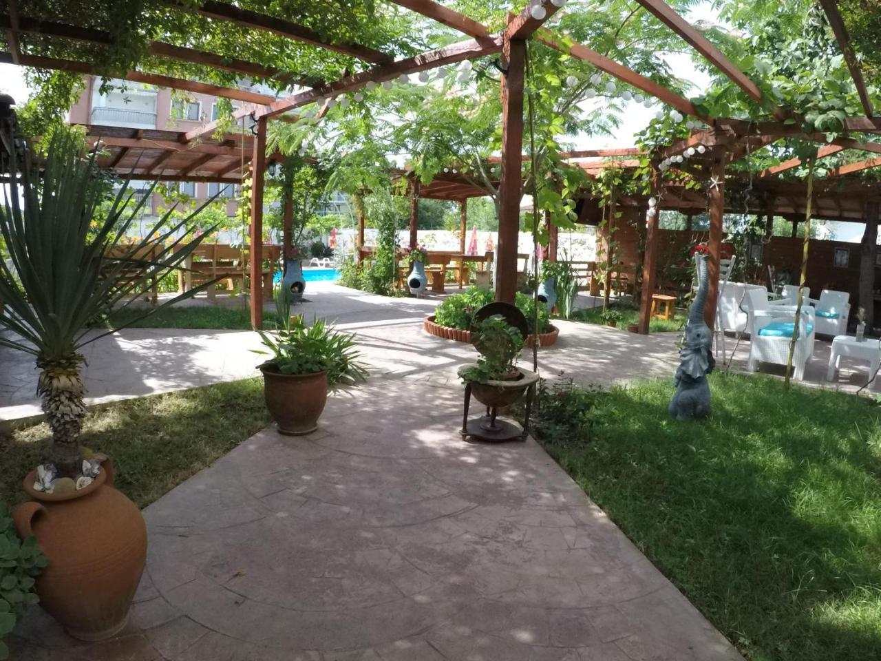 Alba Family Club Hotel Primorsko Luaran gambar