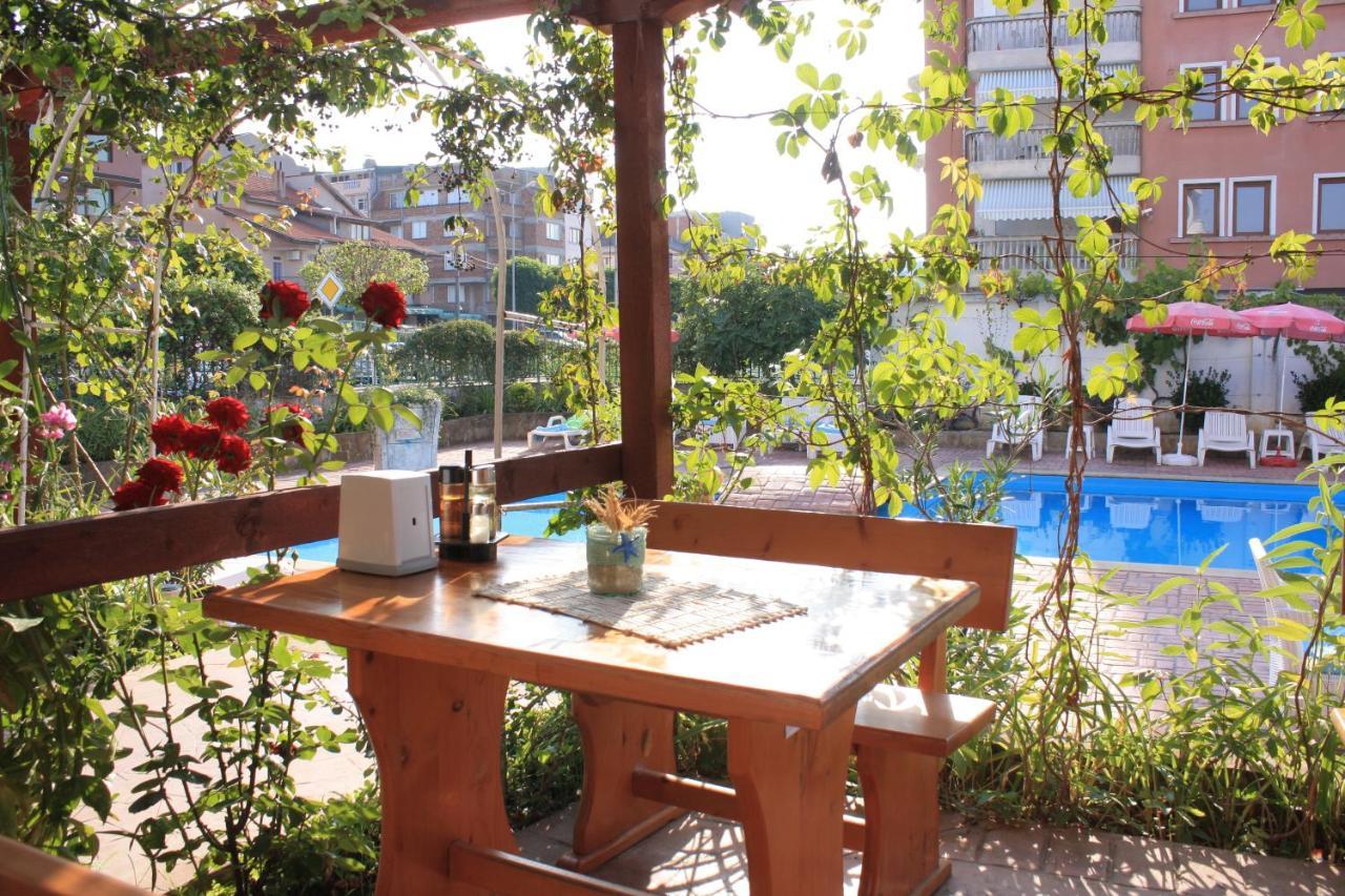 Alba Family Club Hotel Primorsko Luaran gambar
